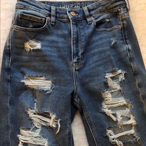 American Eagle Distressed Jeans US 4 NWT